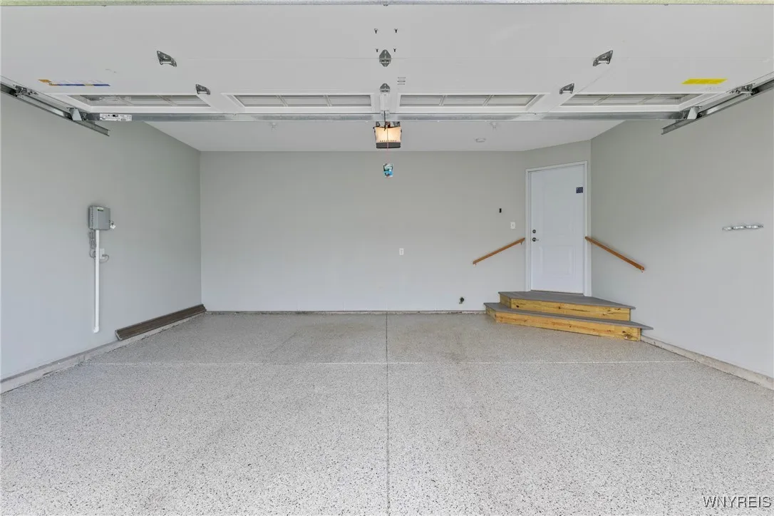 29 Raine Drive, Amherst, New York 14221, Amherst, New York 14221, 2 Bedrooms Bedrooms, 5 Rooms Rooms,2 BathroomsBathrooms,Residential,For Sale,29 Raine Drive, Amherst, New York 14221,B1622329