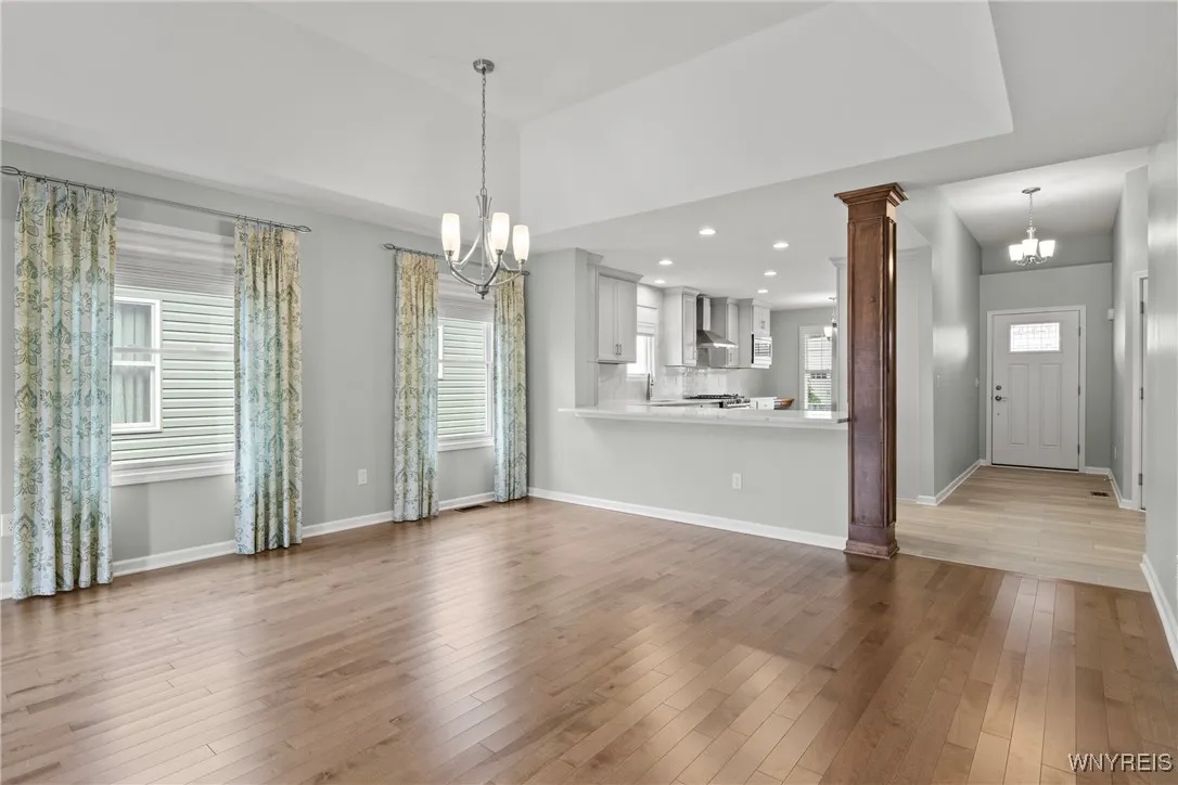 29 Raine Drive, Amherst, New York 14221, Amherst, New York 14221, 2 Bedrooms Bedrooms, 5 Rooms Rooms,2 BathroomsBathrooms,Residential,For Sale,29 Raine Drive, Amherst, New York 14221,B1622329