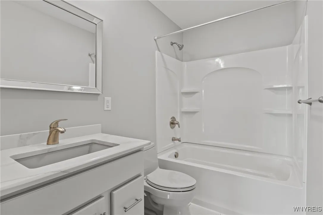 29 Raine Drive, Amherst, New York 14221, Amherst, New York 14221, 2 Bedrooms Bedrooms, 5 Rooms Rooms,2 BathroomsBathrooms,Residential,For Sale,29 Raine Drive, Amherst, New York 14221,B1622329