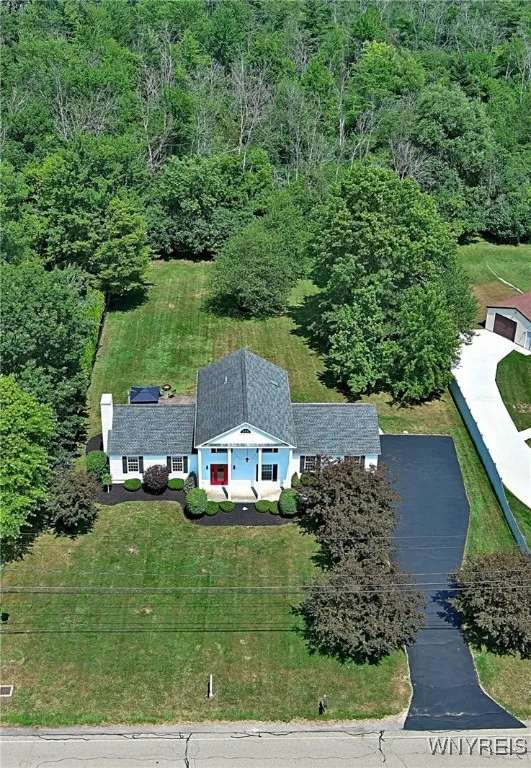 1594 Lakeview Road, Hamburg, New York 14085, Hamburg, New York 14085, 3 Bedrooms Bedrooms, 8 Rooms Rooms,2 BathroomsBathrooms,Residential,For Sale,1594 Lakeview Road, Hamburg, New York 14085,B1619878