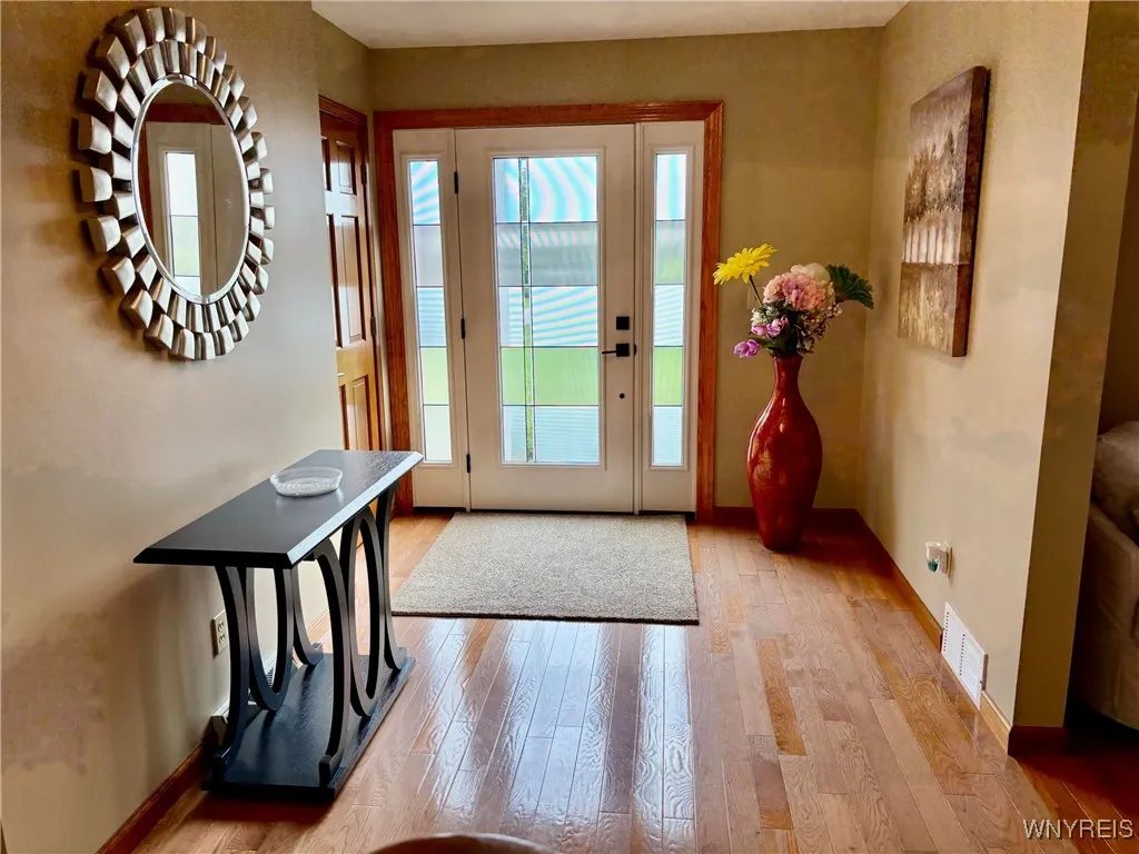 1594 Lakeview Road, Hamburg, New York 14085, Hamburg, New York 14085, 3 Bedrooms Bedrooms, 8 Rooms Rooms,2 BathroomsBathrooms,Residential,For Sale,1594 Lakeview Road, Hamburg, New York 14085,B1619878