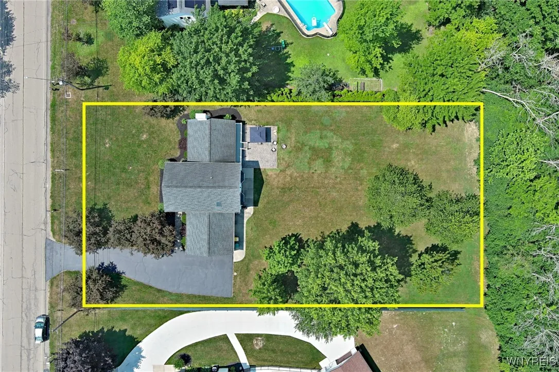 1594 Lakeview Road, Hamburg, New York 14085, Hamburg, New York 14085, 3 Bedrooms Bedrooms, 8 Rooms Rooms,2 BathroomsBathrooms,Residential,For Sale,1594 Lakeview Road, Hamburg, New York 14085,B1619878