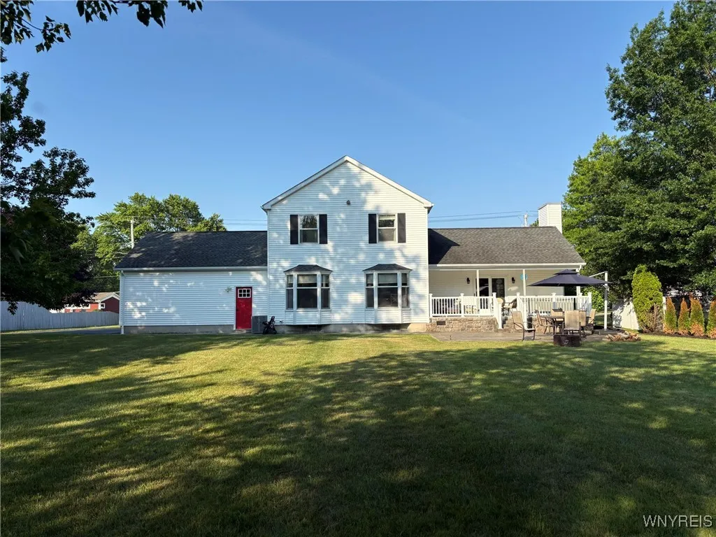 1594 Lakeview Road, Hamburg, New York 14085, Hamburg, New York 14085, 3 Bedrooms Bedrooms, 8 Rooms Rooms,2 BathroomsBathrooms,Residential,For Sale,1594 Lakeview Road, Hamburg, New York 14085,B1619878