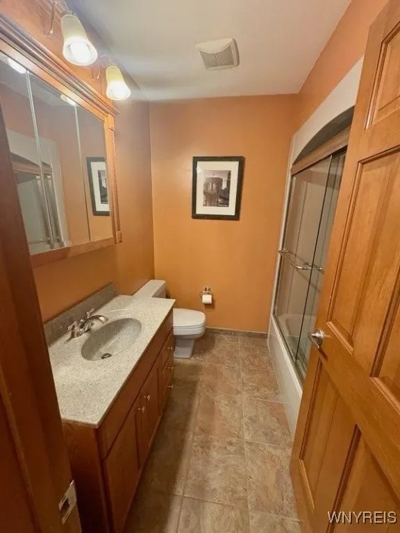 1594 Lakeview Road, Hamburg, New York 14085, Hamburg, New York 14085, 3 Bedrooms Bedrooms, 8 Rooms Rooms,2 BathroomsBathrooms,Residential,For Sale,1594 Lakeview Road, Hamburg, New York 14085,B1619878