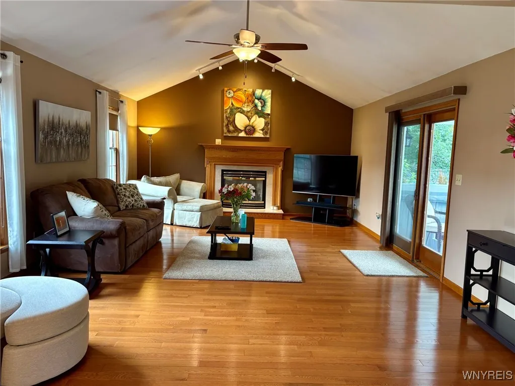 1594 Lakeview Road, Hamburg, New York 14085, Hamburg, New York 14085, 3 Bedrooms Bedrooms, 8 Rooms Rooms,2 BathroomsBathrooms,Residential,For Sale,1594 Lakeview Road, Hamburg, New York 14085,B1619878