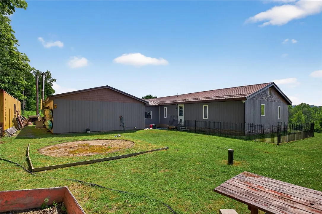 5115 Decamp Road, Tyrone, New York 14837, Tyrone, New York 14837, 3 Bedrooms Bedrooms, 6 Rooms Rooms,2 BathroomsBathrooms,Residential,For Sale,5115 Decamp Road, Tyrone, New York 14837,R1620905