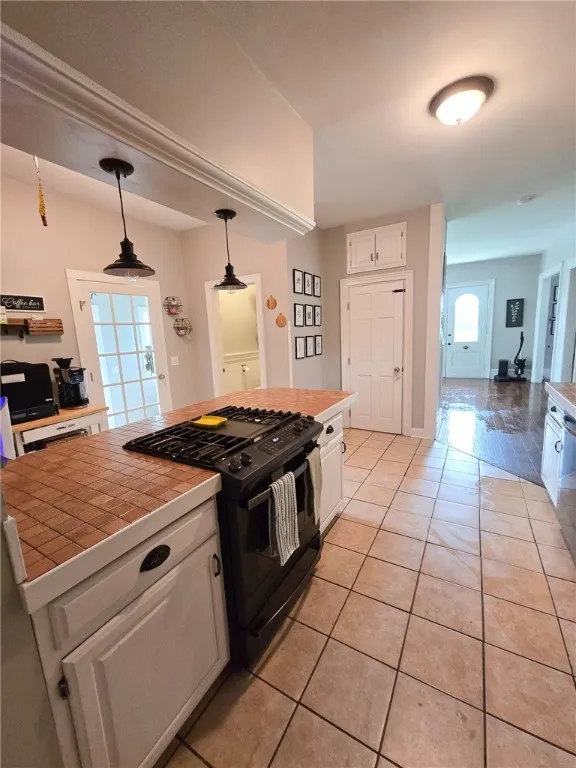 8505 Centerport Road, Mentz, New York 13140, Mentz, New York 13140, 3 Bedrooms Bedrooms, 9 Rooms Rooms,2 BathroomsBathrooms,Residential,For Sale,8505 Centerport Road, Mentz, New York 13140,R1620599