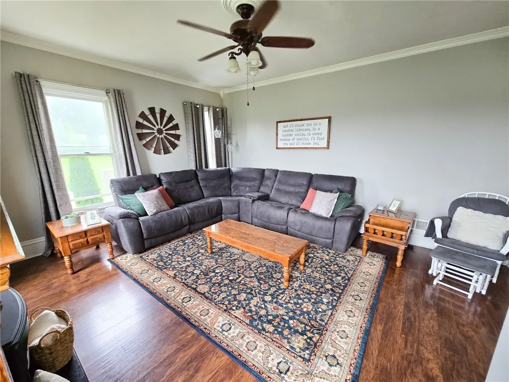 8505 Centerport Road, Mentz, New York 13140, Mentz, New York 13140, 3 Bedrooms Bedrooms, 9 Rooms Rooms,2 BathroomsBathrooms,Residential,For Sale,8505 Centerport Road, Mentz, New York 13140,R1620599