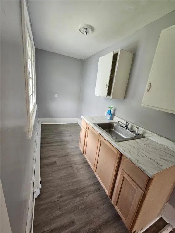 182 Parsells Avenue, Rochester, New York 14609, Rochester, New York 14609, 6 Bedrooms Bedrooms, ,4 BathroomsBathrooms,Residential,For Sale,182 Parsells Avenue, Rochester, New York 14609,R1622451