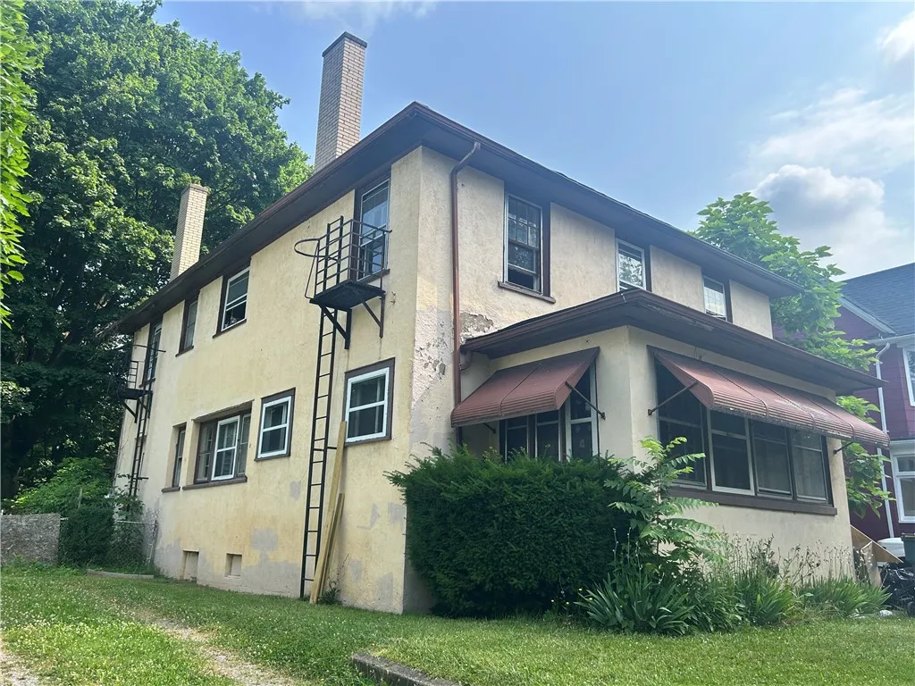 182 Parsells Avenue, Rochester, New York 14609, Rochester, New York 14609, 6 Bedrooms Bedrooms, ,4 BathroomsBathrooms,Residential,For Sale,182 Parsells Avenue, Rochester, New York 14609,R1622451