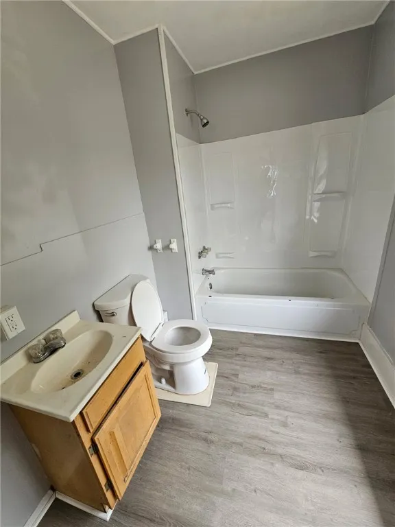 182 Parsells Avenue, Rochester, New York 14609, Rochester, New York 14609, 6 Bedrooms Bedrooms, ,4 BathroomsBathrooms,Residential,For Sale,182 Parsells Avenue, Rochester, New York 14609,R1622451
