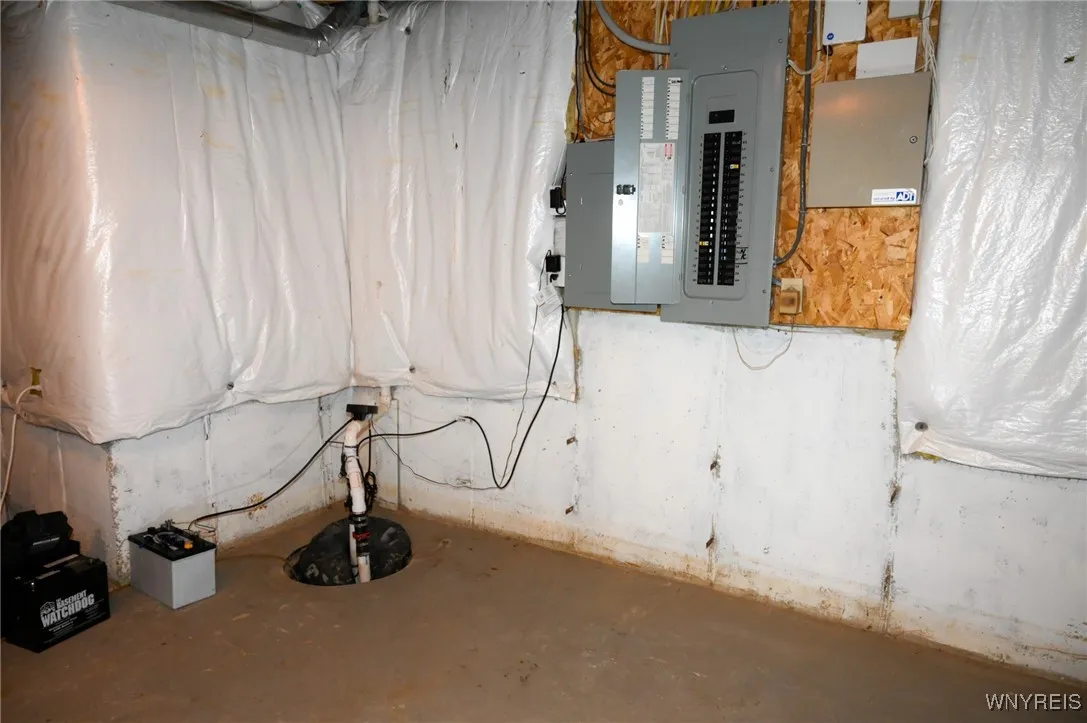 200 amp electrical service, sump pump with a battery backup