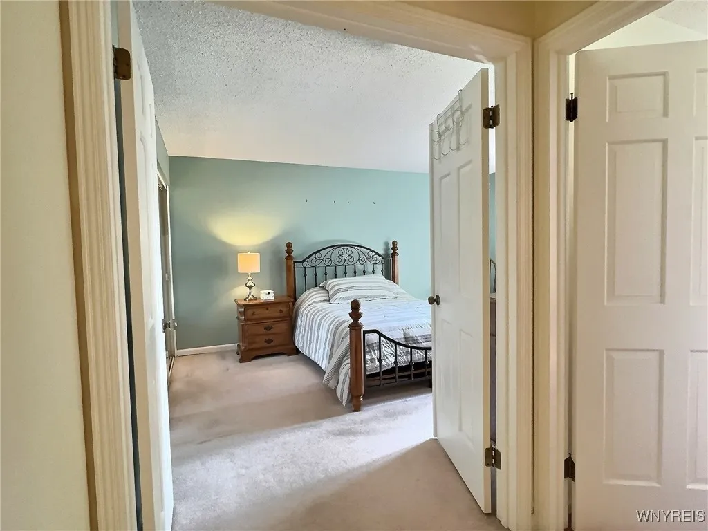 27 Hickory Hill Rd B, Amherst, New York 14221, Amherst, New York 14221, 2 Bedrooms Bedrooms, 5 Rooms Rooms,2 BathroomsBathrooms,Residential,For Sale,27 Hickory Hill Rd B, Amherst, New York 14221,B1622456
