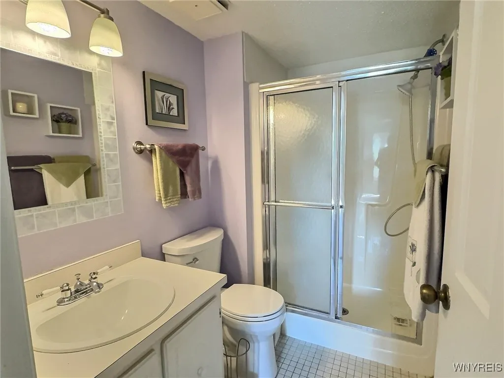 27 Hickory Hill Rd B, Amherst, New York 14221, Amherst, New York 14221, 2 Bedrooms Bedrooms, 5 Rooms Rooms,2 BathroomsBathrooms,Residential,For Sale,27 Hickory Hill Rd B, Amherst, New York 14221,B1622456