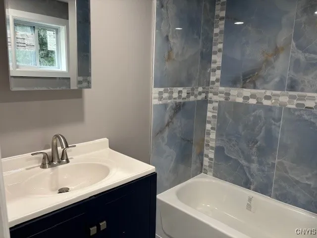196 Berger Avenue, Syracuse, New York 13205, Syracuse, New York 13205, 5 Bedrooms Bedrooms, 9 Rooms Rooms,2 BathroomsBathrooms,Residential,For Sale,196 Berger Avenue, Syracuse, New York 13205,S1621940