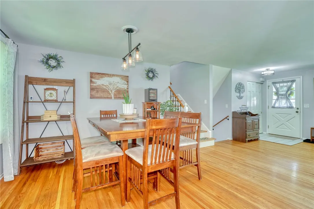 16 Harper Dr, Pittsford, New York 14534, Pittsford, New York 14534, 5 Bedrooms Bedrooms, 9 Rooms Rooms,2 BathroomsBathrooms,Residential,For Sale,16 Harper Dr, Pittsford, New York 14534,R1622290