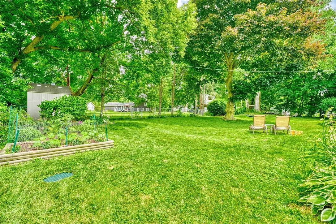 16 Harper Dr, Pittsford, New York 14534, Pittsford, New York 14534, 5 Bedrooms Bedrooms, 9 Rooms Rooms,2 BathroomsBathrooms,Residential,For Sale,16 Harper Dr, Pittsford, New York 14534,R1622290