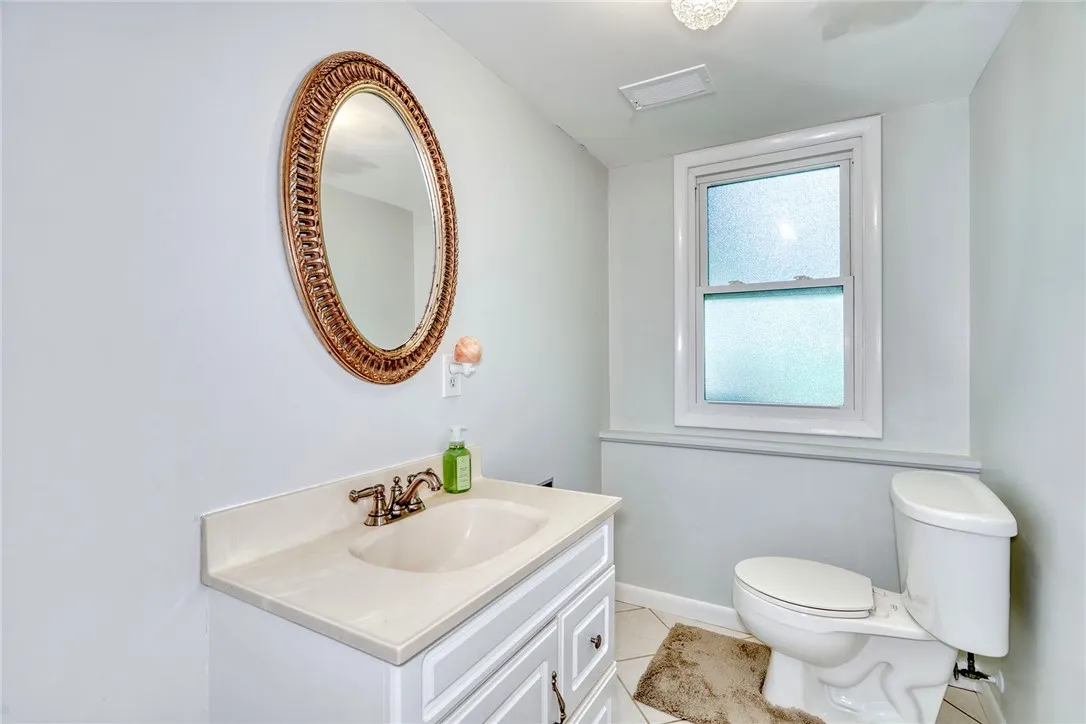 16 Harper Dr, Pittsford, New York 14534, Pittsford, New York 14534, 5 Bedrooms Bedrooms, 9 Rooms Rooms,2 BathroomsBathrooms,Residential,For Sale,16 Harper Dr, Pittsford, New York 14534,R1622290