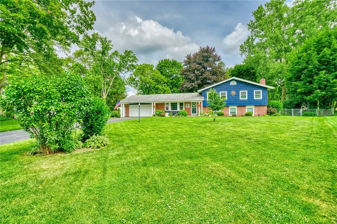 16 Harper Dr, Pittsford, New York 14534, Pittsford, New York 14534, 5 Bedrooms Bedrooms, 9 Rooms Rooms,2 BathroomsBathrooms,Residential,For Sale,16 Harper Dr, Pittsford, New York 14534,R1622290