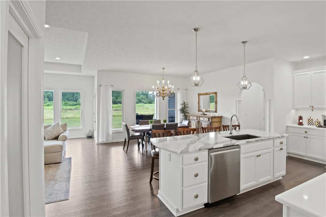 1502 Grand Meadows, Webster, New York 14580, Webster, New York 14580, 2 Bedrooms Bedrooms, 8 Rooms Rooms,2 BathroomsBathrooms,Residential,For Sale,1502 Grand Meadows, Webster, New York 14580,R1615903