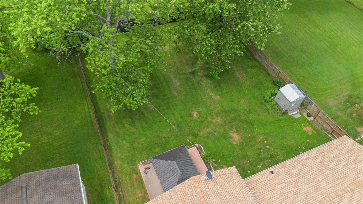 29 Davy Drive, Gates, New York 14624, Gates, New York 14624, 4 Bedrooms Bedrooms, 7 Rooms Rooms,2 BathroomsBathrooms,Residential,For Sale,29 Davy Drive, Gates, New York 14624,R1621589