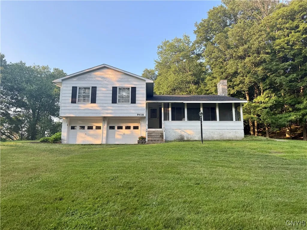 9418 Glenmore Road Es, Annsville, New York 13471, Annsville, New York 13471, 3 Bedrooms Bedrooms, 9 Rooms Rooms,1 BathroomBathrooms,Residential,Closed,9418 Glenmore Road Es, Annsville, New York 13471,0,S1622404 9418 Glenmore Road Es, Annsville, New York 13471, Annsville, New York 13471, 3 Bedrooms Bedrooms, 9 Rooms Rooms,1 BathroomBathrooms,Residential,Closed,9418 Glenmore Road Es, Annsville, New York 13471,0,S1622404