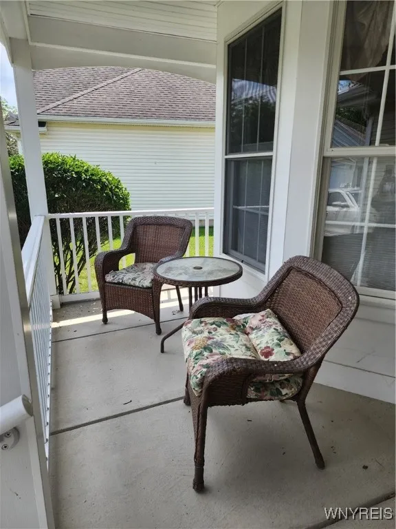 44 French Oaks Lane, Amherst, New York 14051, Amherst, New York 14051, 3 Bedrooms Bedrooms, 6 Rooms Rooms,3 BathroomsBathrooms,Residential,For Sale,44 French Oaks Lane, Amherst, New York 14051,B1622391