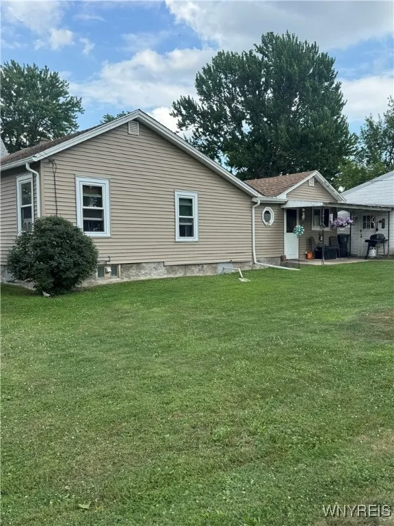 29 Church Street, Royalton, New York 14105, Royalton, New York 14105, 2 Bedrooms Bedrooms, 6 Rooms Rooms,1 BathroomBathrooms,Residential,For Sale,29 Church Street, Royalton, New York 14105,B1622322