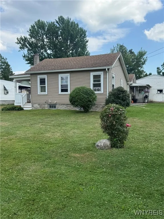 29 Church Street, Royalton, New York 14105, Royalton, New York 14105, 2 Bedrooms Bedrooms, 6 Rooms Rooms,1 BathroomBathrooms,Residential,For Sale,29 Church Street, Royalton, New York 14105,B1622322