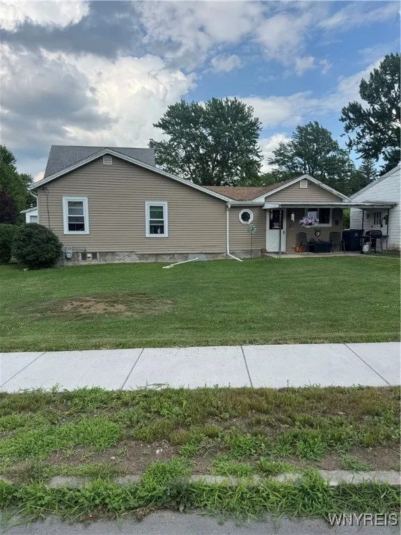29 Church Street, Royalton, New York 14105, Royalton, New York 14105, 2 Bedrooms Bedrooms, 6 Rooms Rooms,1 BathroomBathrooms,Residential,For Sale,29 Church Street, Royalton, New York 14105,B1622322