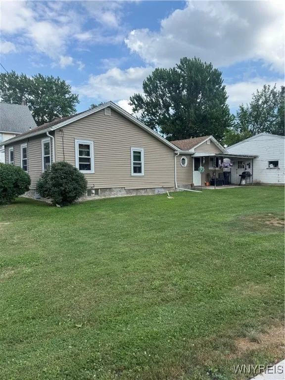 29 Church Street, Royalton, New York 14105, Royalton, New York 14105, 2 Bedrooms Bedrooms, 6 Rooms Rooms,1 BathroomBathrooms,Residential,For Sale,29 Church Street, Royalton, New York 14105,B1622322