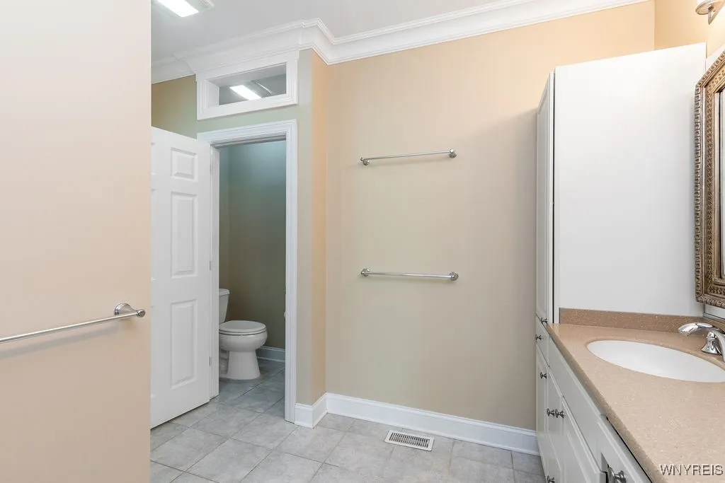 171 Harbridge Mnr, Amherst, New York 14221, Amherst, New York 14221, 2 Bedrooms Bedrooms, 7 Rooms Rooms,2 BathroomsBathrooms,Residential,For Sale,171 Harbridge Mnr, Amherst, New York 14221,B1619755