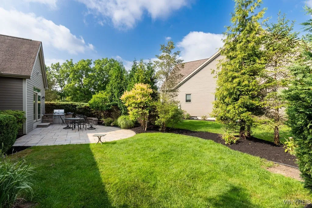 171 Harbridge Mnr, Amherst, New York 14221, Amherst, New York 14221, 2 Bedrooms Bedrooms, 7 Rooms Rooms,2 BathroomsBathrooms,Residential,For Sale,171 Harbridge Mnr, Amherst, New York 14221,B1619755