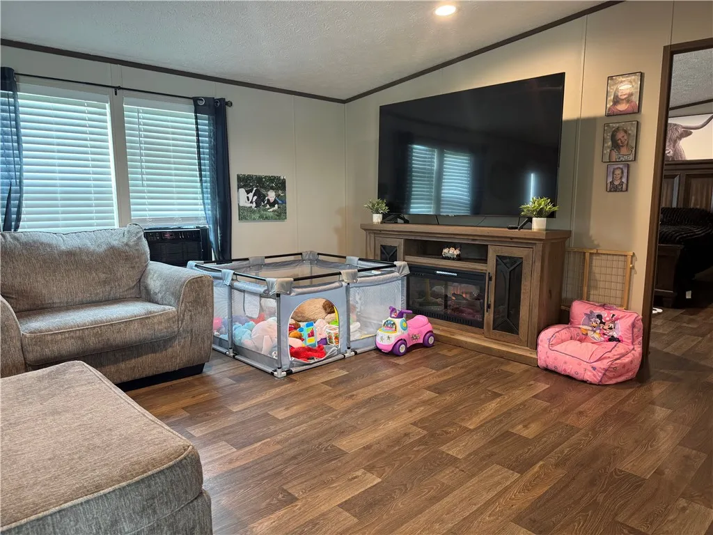 2013 County Road 24 Road, Columbus, New York 13411, Columbus, New York 13411, 3 Bedrooms Bedrooms, 8 Rooms Rooms,2 BathroomsBathrooms,Residential,For Sale,2013 County Road 24 Road, Columbus, New York 13411,R1622200