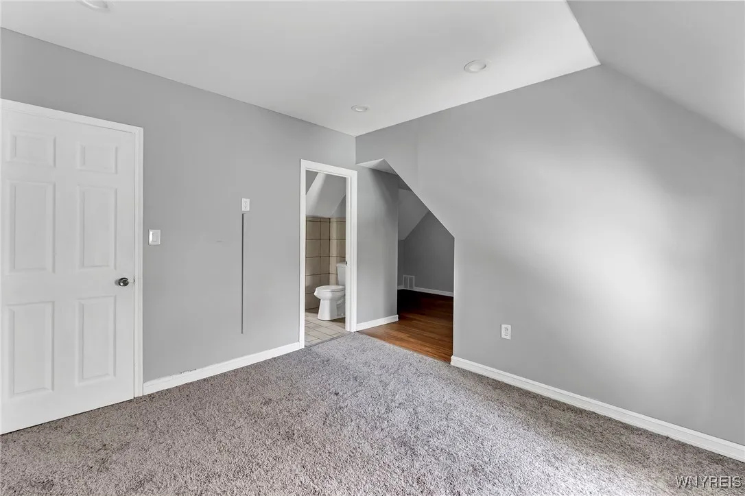 33 Lafayette Avenue, Buffalo, New York 14213, Buffalo, New York 14213, 4 Bedrooms Bedrooms, 6 Rooms Rooms,2 BathroomsBathrooms,Residential,For Sale,33 Lafayette Avenue, Buffalo, New York 14213,B1620718