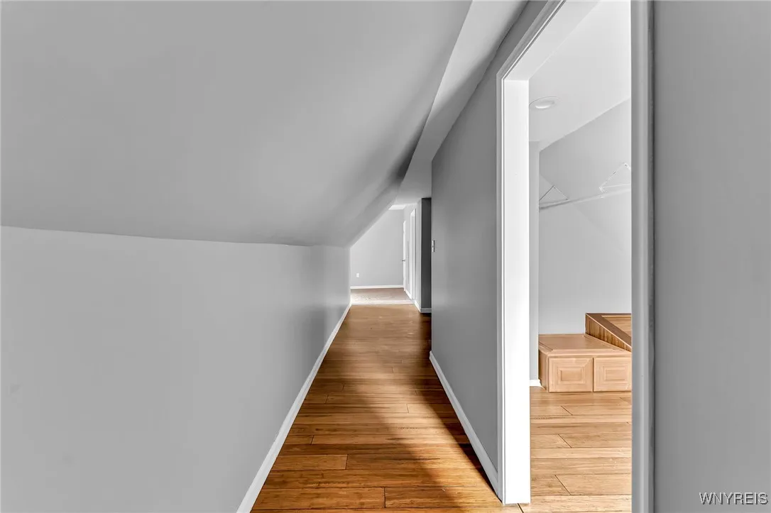 33 Lafayette Avenue, Buffalo, New York 14213, Buffalo, New York 14213, 4 Bedrooms Bedrooms, 6 Rooms Rooms,2 BathroomsBathrooms,Residential,For Sale,33 Lafayette Avenue, Buffalo, New York 14213,B1620718