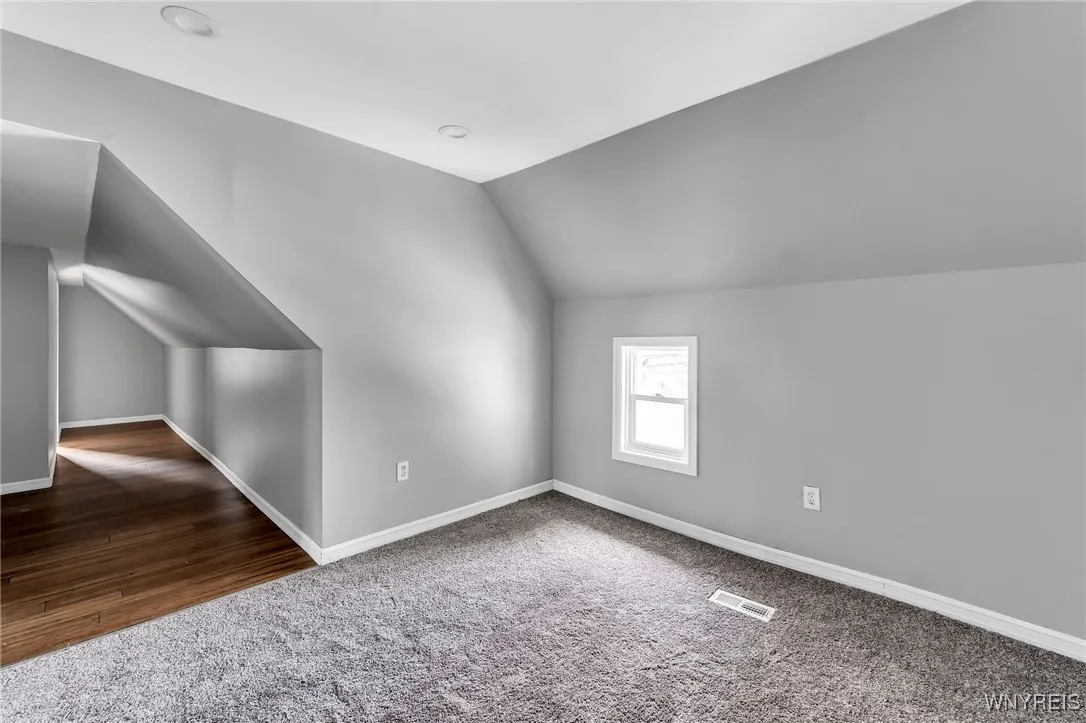33 Lafayette Avenue, Buffalo, New York 14213, Buffalo, New York 14213, 4 Bedrooms Bedrooms, 6 Rooms Rooms,2 BathroomsBathrooms,Residential,For Sale,33 Lafayette Avenue, Buffalo, New York 14213,B1620718