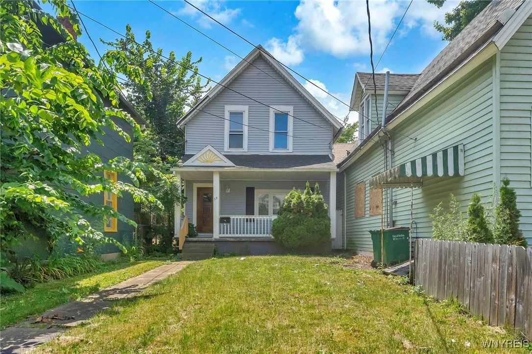 33 Lafayette Avenue, Buffalo, New York 14213, Buffalo, New York 14213, 4 Bedrooms Bedrooms, 6 Rooms Rooms,2 BathroomsBathrooms,Residential,For Sale,33 Lafayette Avenue, Buffalo, New York 14213,B1620718