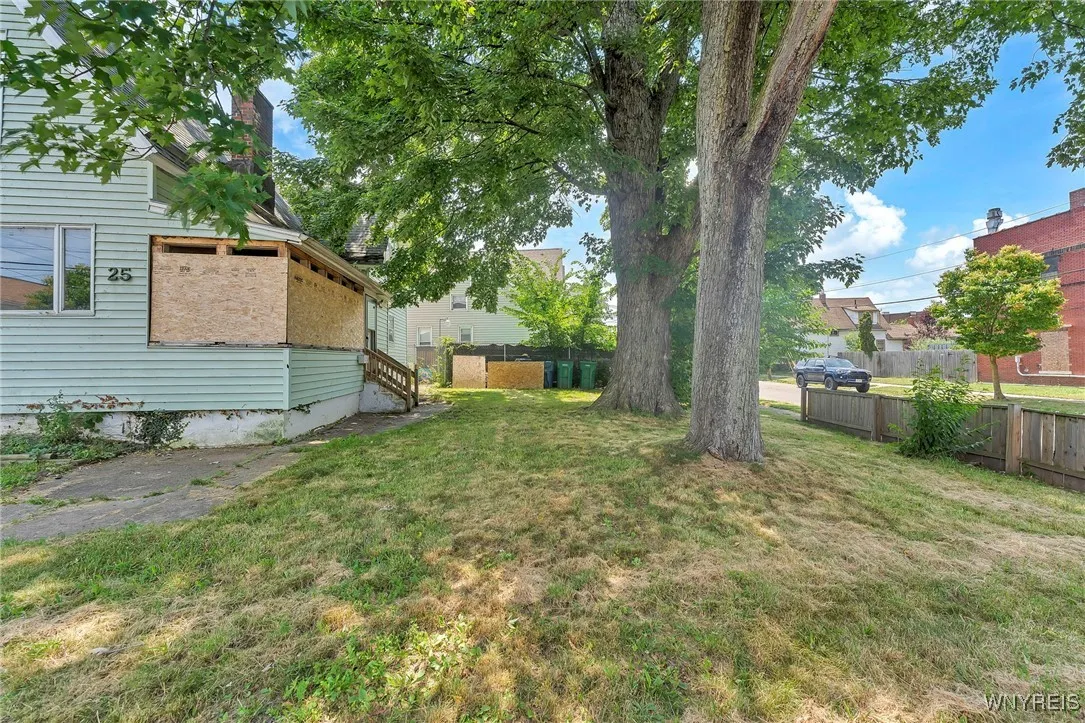 25 Lafayette Avenue, Buffalo, New York 14213, Buffalo, New York 14213, 3 Bedrooms Bedrooms, 6 Rooms Rooms,2 BathroomsBathrooms,Residential,For Sale,25 Lafayette Avenue, Buffalo, New York 14213,B1620218
