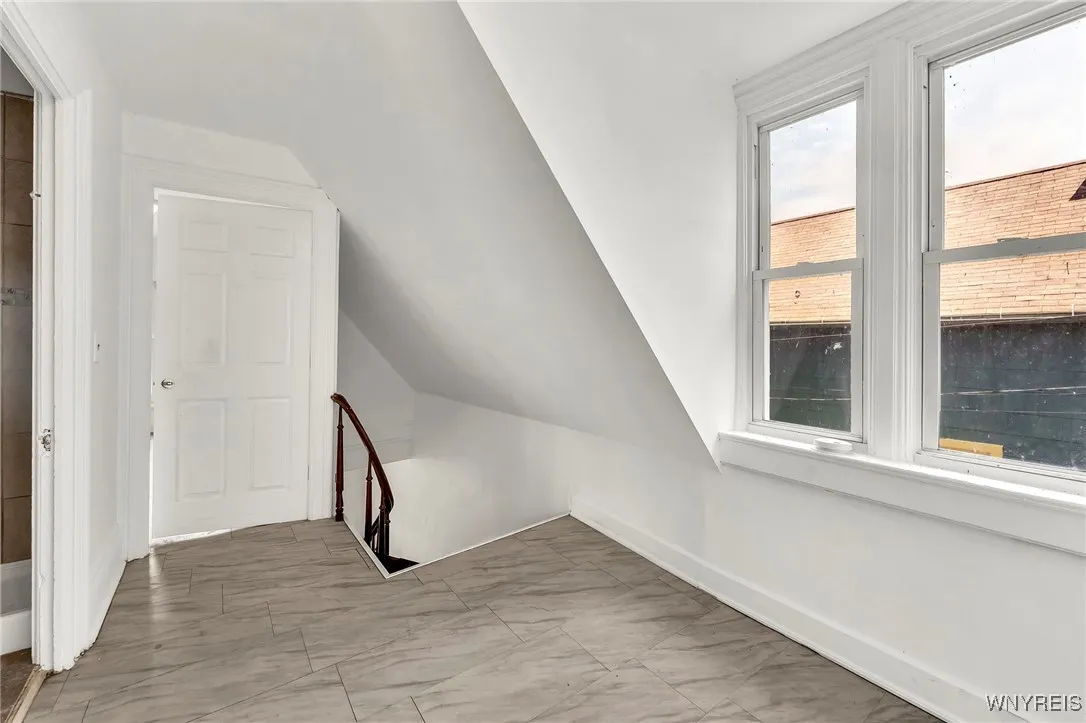 25 Lafayette Avenue, Buffalo, New York 14213, Buffalo, New York 14213, 3 Bedrooms Bedrooms, 6 Rooms Rooms,2 BathroomsBathrooms,Residential,For Sale,25 Lafayette Avenue, Buffalo, New York 14213,B1620218