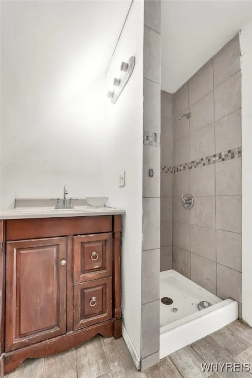 25 Lafayette Avenue, Buffalo, New York 14213, Buffalo, New York 14213, 3 Bedrooms Bedrooms, 6 Rooms Rooms,2 BathroomsBathrooms,Residential,For Sale,25 Lafayette Avenue, Buffalo, New York 14213,B1620218