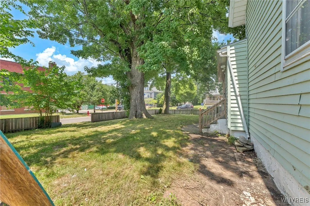 25 Lafayette Avenue, Buffalo, New York 14213, Buffalo, New York 14213, 3 Bedrooms Bedrooms, 6 Rooms Rooms,2 BathroomsBathrooms,Residential,For Sale,25 Lafayette Avenue, Buffalo, New York 14213,B1620218