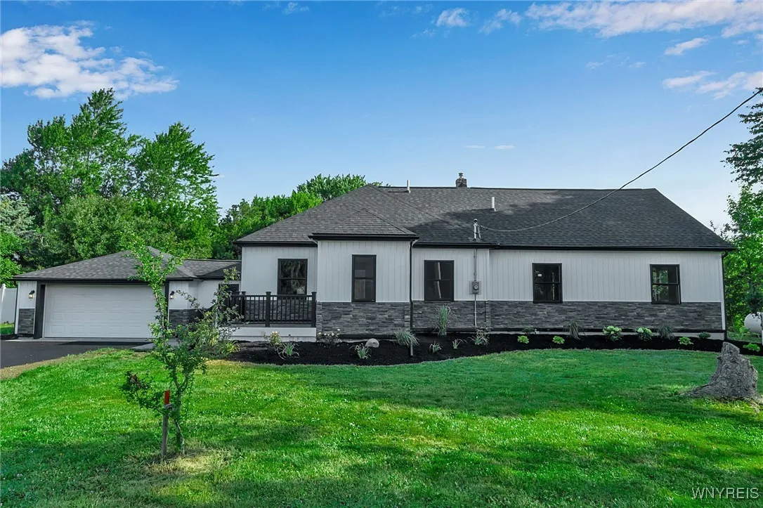 4221 Upper Mountain Road, Cambria, New York 14132, Cambria, New York 14132, 4 Bedrooms Bedrooms, 10 Rooms Rooms,3 BathroomsBathrooms,Residential,Closed,4221 Upper Mountain Road, Cambria, New York 14132,0,B1622229