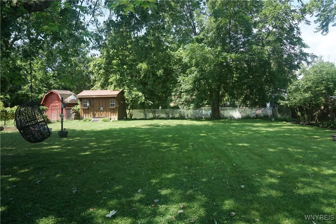 230 North Harvest Street, Amherst, New York 14221, Amherst, New York 14221, 3 Bedrooms Bedrooms, 7 Rooms Rooms,2 BathroomsBathrooms,Residential,For Sale,230 North Harvest Street, Amherst, New York 14221,B1622449