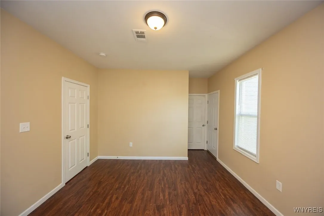 54 Tuxedo Place, Buffalo, New York 14207, Buffalo, New York 14207, 6 Bedrooms Bedrooms, ,4 BathroomsBathrooms,Residential,For Sale,54 Tuxedo Place, Buffalo, New York 14207,B1621871
