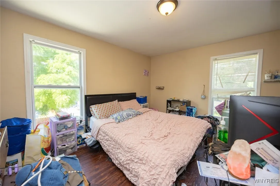 54 Tuxedo Place, Buffalo, New York 14207, Buffalo, New York 14207, 6 Bedrooms Bedrooms, ,4 BathroomsBathrooms,Residential,For Sale,54 Tuxedo Place, Buffalo, New York 14207,B1621871