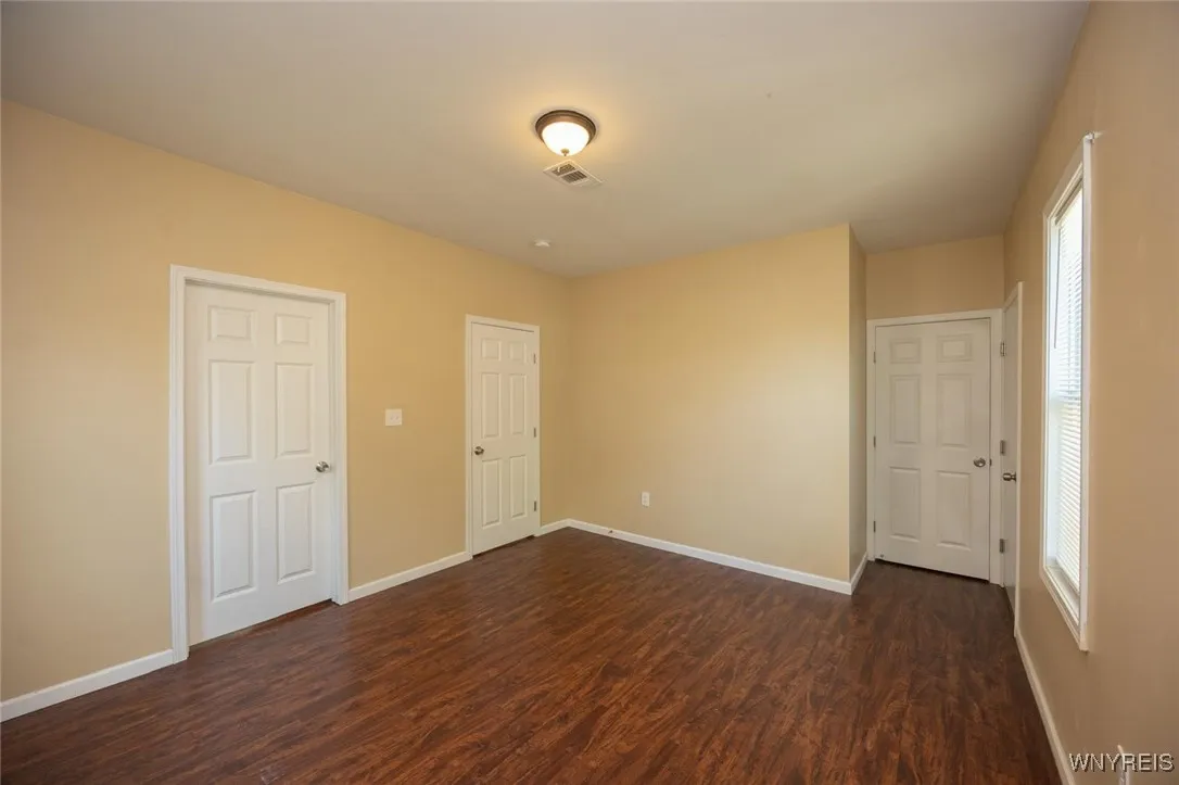 54 Tuxedo Place, Buffalo, New York 14207, Buffalo, New York 14207, 6 Bedrooms Bedrooms, ,4 BathroomsBathrooms,Residential,For Sale,54 Tuxedo Place, Buffalo, New York 14207,B1621871