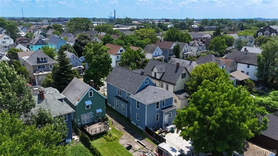 54 Tuxedo Place, Buffalo, New York 14207, Buffalo, New York 14207, 6 Bedrooms Bedrooms, ,4 BathroomsBathrooms,Residential,For Sale,54 Tuxedo Place, Buffalo, New York 14207,B1621871