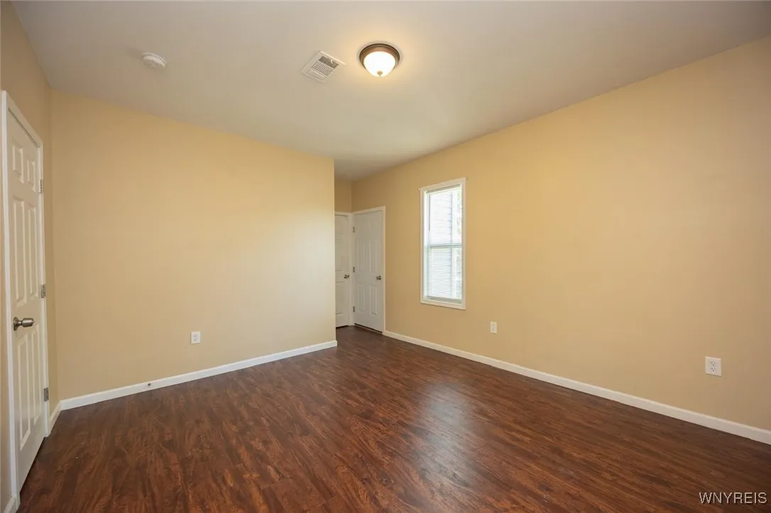 54 Tuxedo Place, Buffalo, New York 14207, Buffalo, New York 14207, 6 Bedrooms Bedrooms, ,4 BathroomsBathrooms,Residential,For Sale,54 Tuxedo Place, Buffalo, New York 14207,B1621871