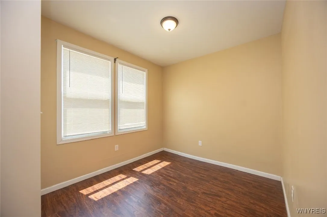 54 Tuxedo Place, Buffalo, New York 14207, Buffalo, New York 14207, 6 Bedrooms Bedrooms, ,4 BathroomsBathrooms,Residential,For Sale,54 Tuxedo Place, Buffalo, New York 14207,B1621871